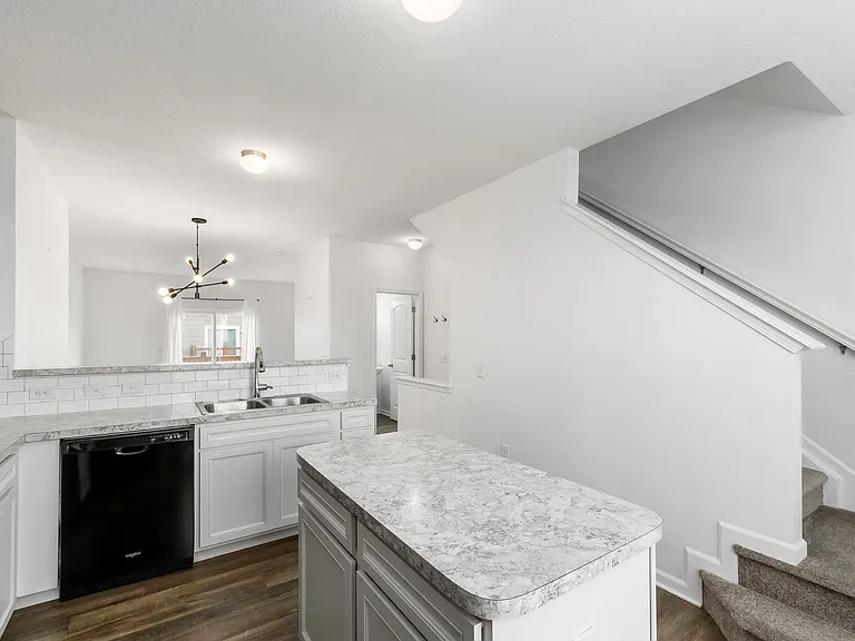 353 Laurel Creek St — Photo 19