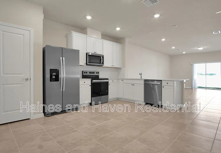 4292 Chester Springs Blvd — Photo 3