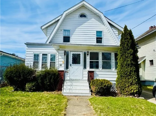 982 Mercer Ave, Akron, OH 44320