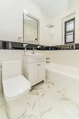 Sold by E Realty International Corp | media 19