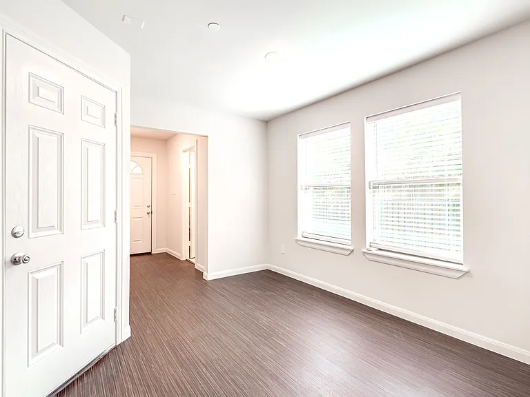 3516 Milan St — Photo 6