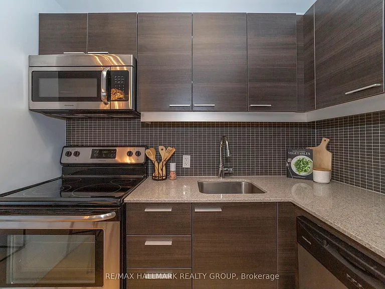 349 McLeod St #632 — Photo 6