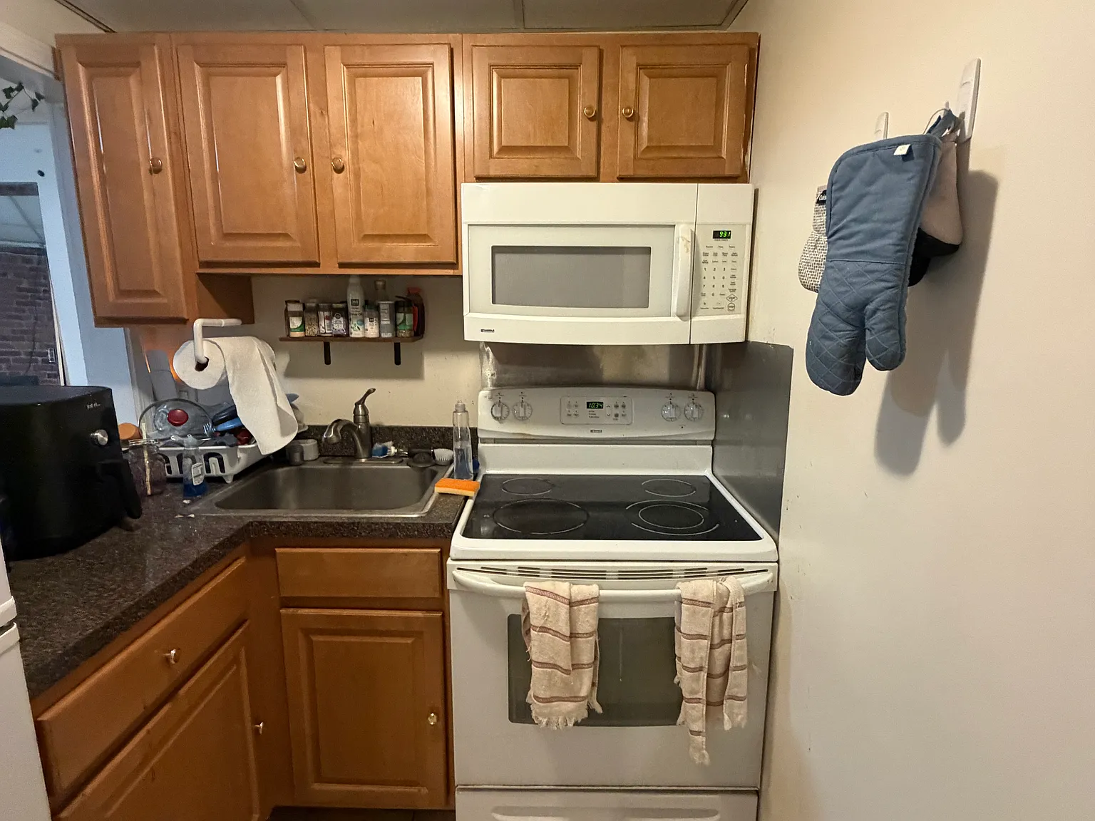 2 bed, 999 sqft, $2,700 — Photo 2