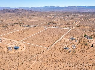 1 Aberdeen Dr, Yucca Valley, CA 92284