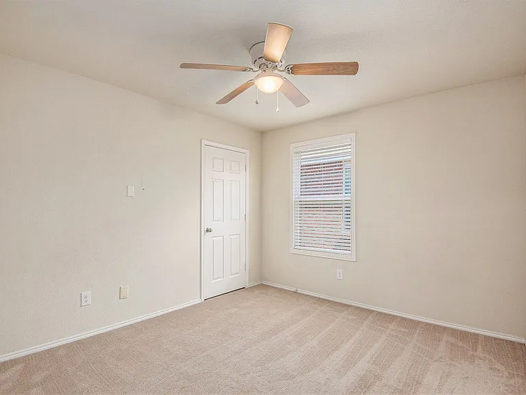304 Chert Ln — Photo 18