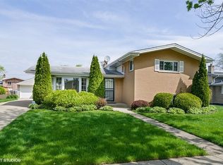 7906 Lake St, Morton Grove, IL 60053