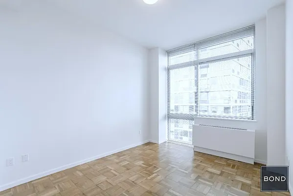 Rented by Bond New York | media 1