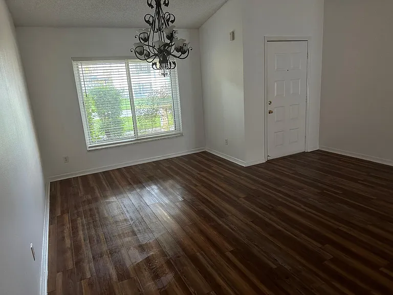 2510 Brimhollow Dr — Photo 12