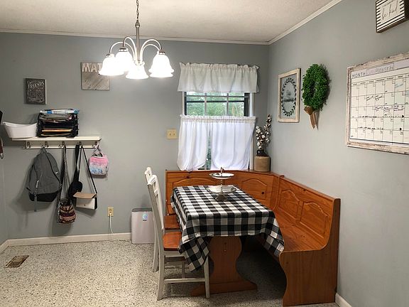 4th image of 2055 Rolling Brook Dr NE