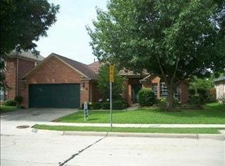 5817 Rockport Ln, Haltom City, TX 76137