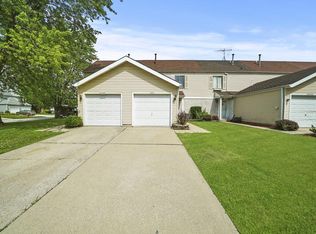 22431 Hamilton Dr, Richton Park, IL 60471