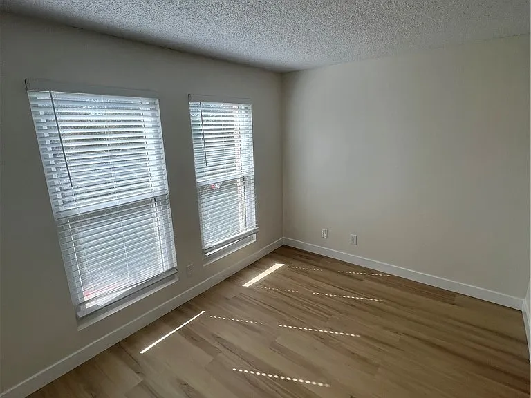 3939 S Torrey Pines Dr — Photo 12