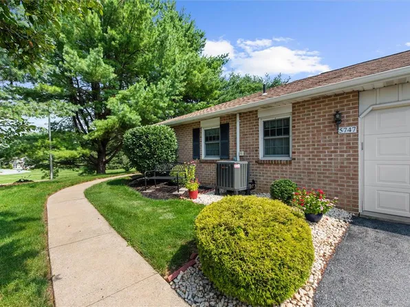 5747 Whitemarsh Dr, Macungie, PA 18062