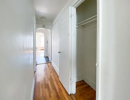 Rented by Kahen Properties | media 12