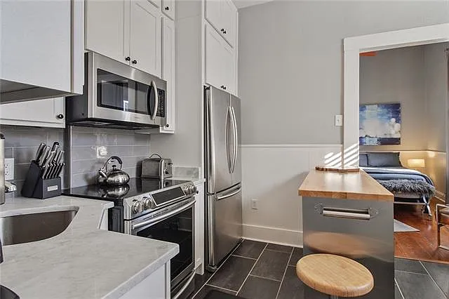 5922 Magazine St — Photo 9