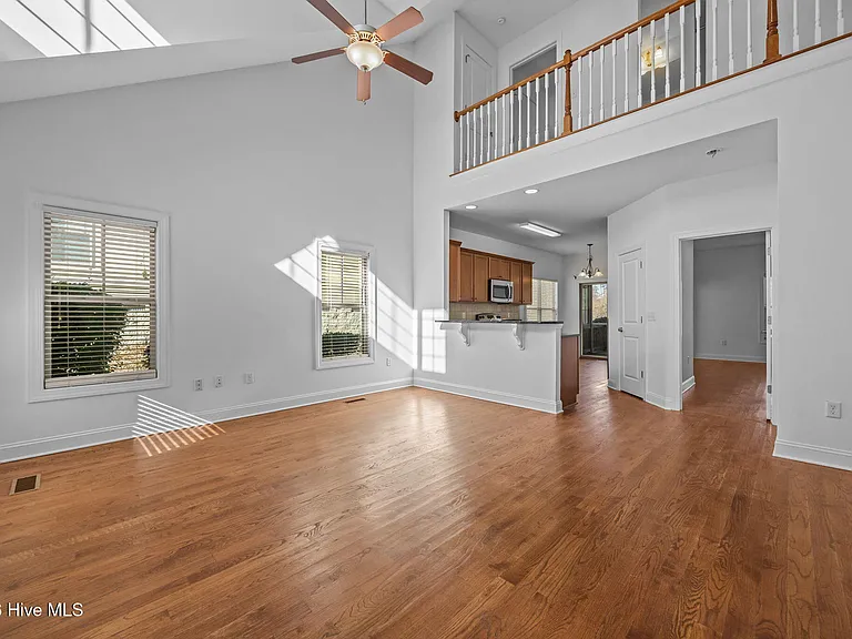 58 Cypress Cir — Photo 33