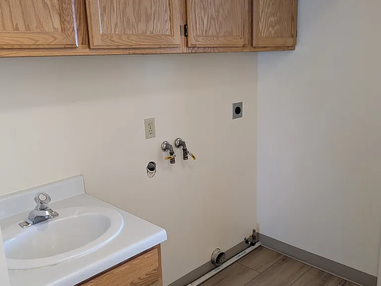 164 Pioneer Ave #104 — Photo 7
