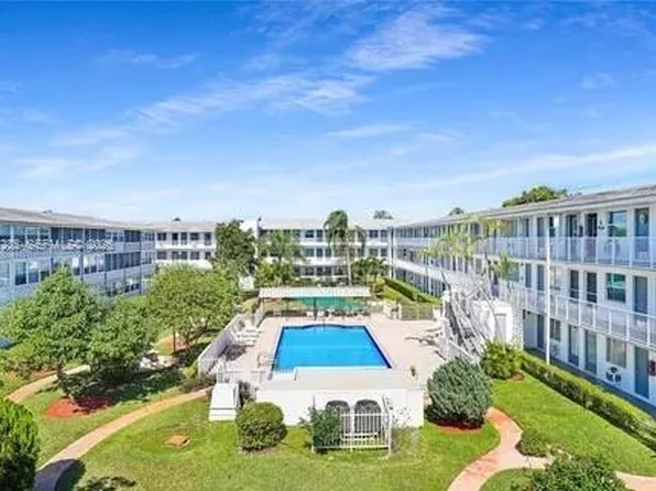 15610 NE 6th Ave APT 18C, North Miami Beach, FL 33162