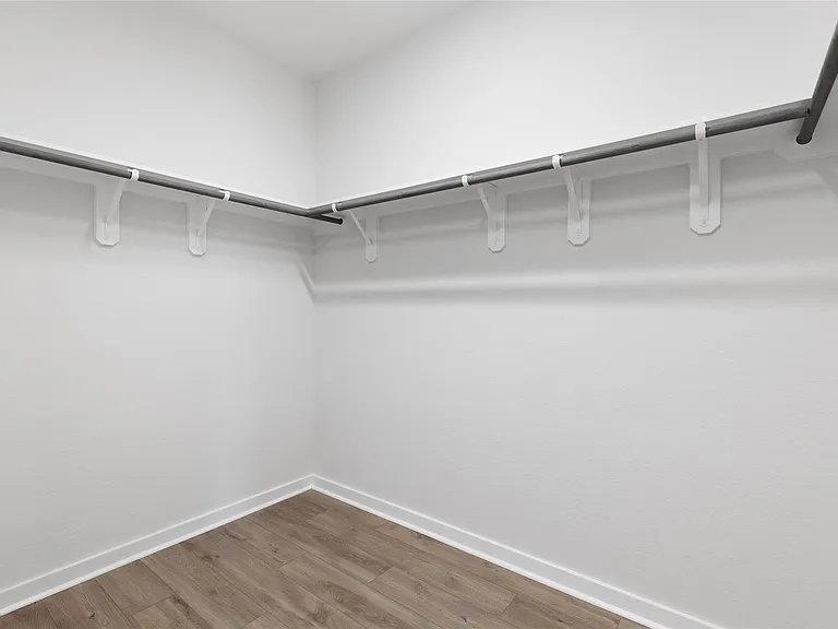 8104 Danson Ln — Photo 18