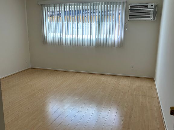 4th image of 740 S Sierra Vista Ave