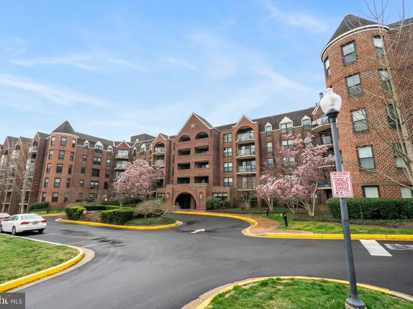 2100 Langston Blvd APT 316, Arlington, VA 22201