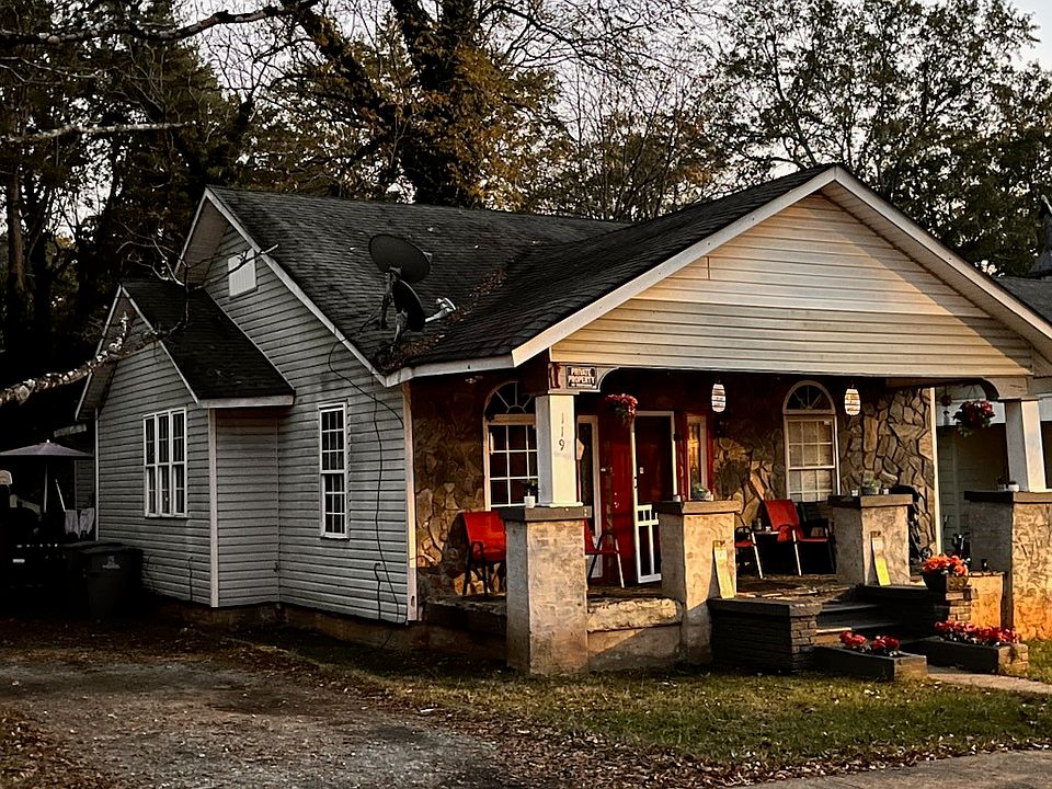 2nd image of 119 Princeton St