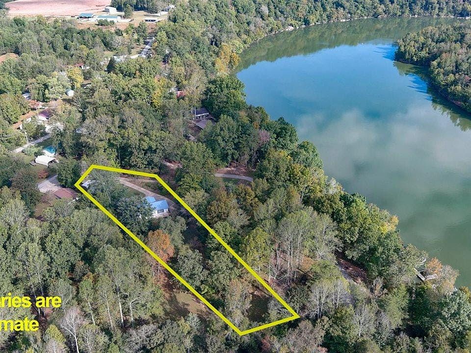 1st image of 70 Dreamland Rd