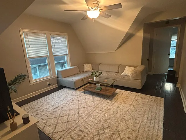 6057 N Neva Ave #2 — Photo 4