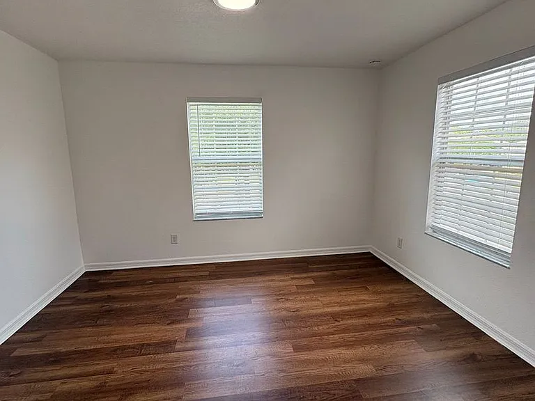 2875 Sunstone Dr — Photo 9