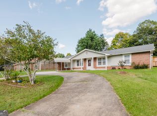 206 Scarborough Rd, Centerville, GA 31028