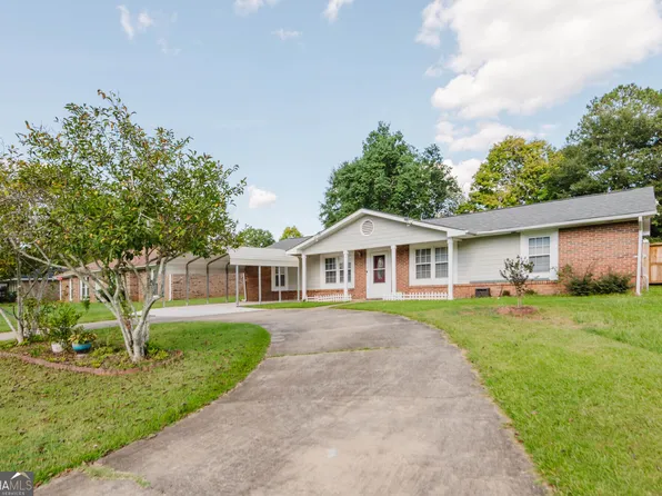 206 Scarborough Rd, Centerville, GA 31028