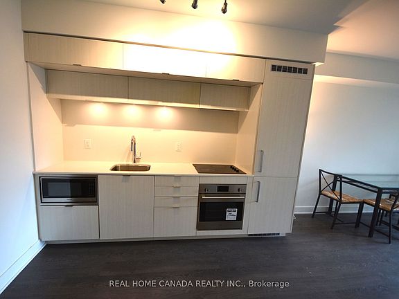4th image of 38 Cameron St #324