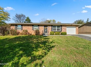2905 Gordon Pl, Knoxville, TN 37918