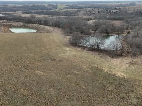 19213 Highway J18, Moravia, IA 52571