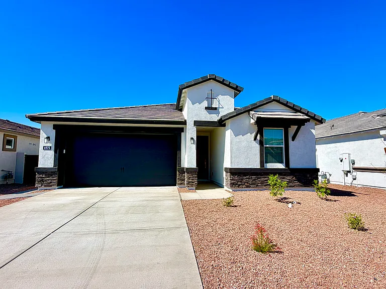 6975 W Pinnacle Vista Dr — Photo 1