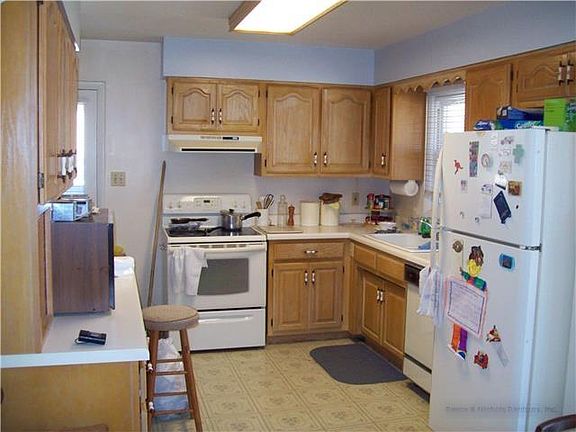 3rd image of 2127 N 79th St