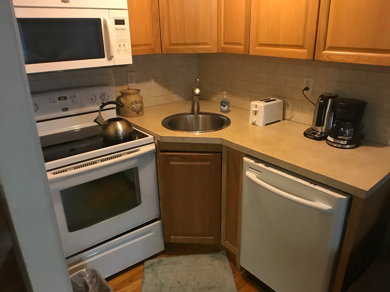 1 bed, 475 sqft, $1,890 — Photo 4