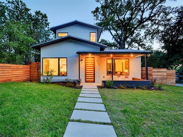 1st image of 2113 La Casa Dr