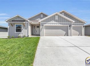 1476 N 162nd Ct, Basehor, KS 66007