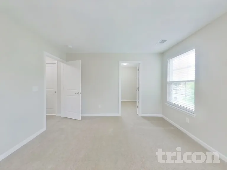 2902 Cherry Point Ln — Photo 6