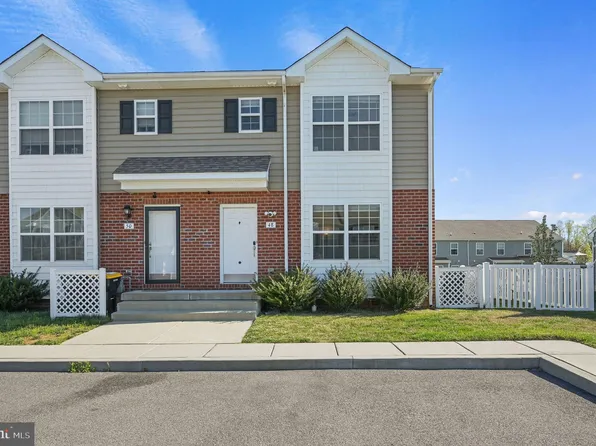 48 Cambria Ln, Smyrna, DE 19977