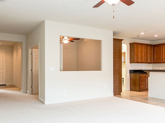 Office/Playroom/Hobby Room