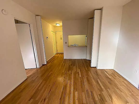 3rd image of 333 E 95th St APT 5C