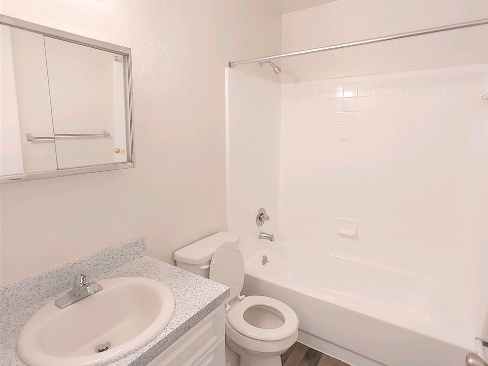 Stairs Bathroom for either a 2/1.5 or 3/2.5 .