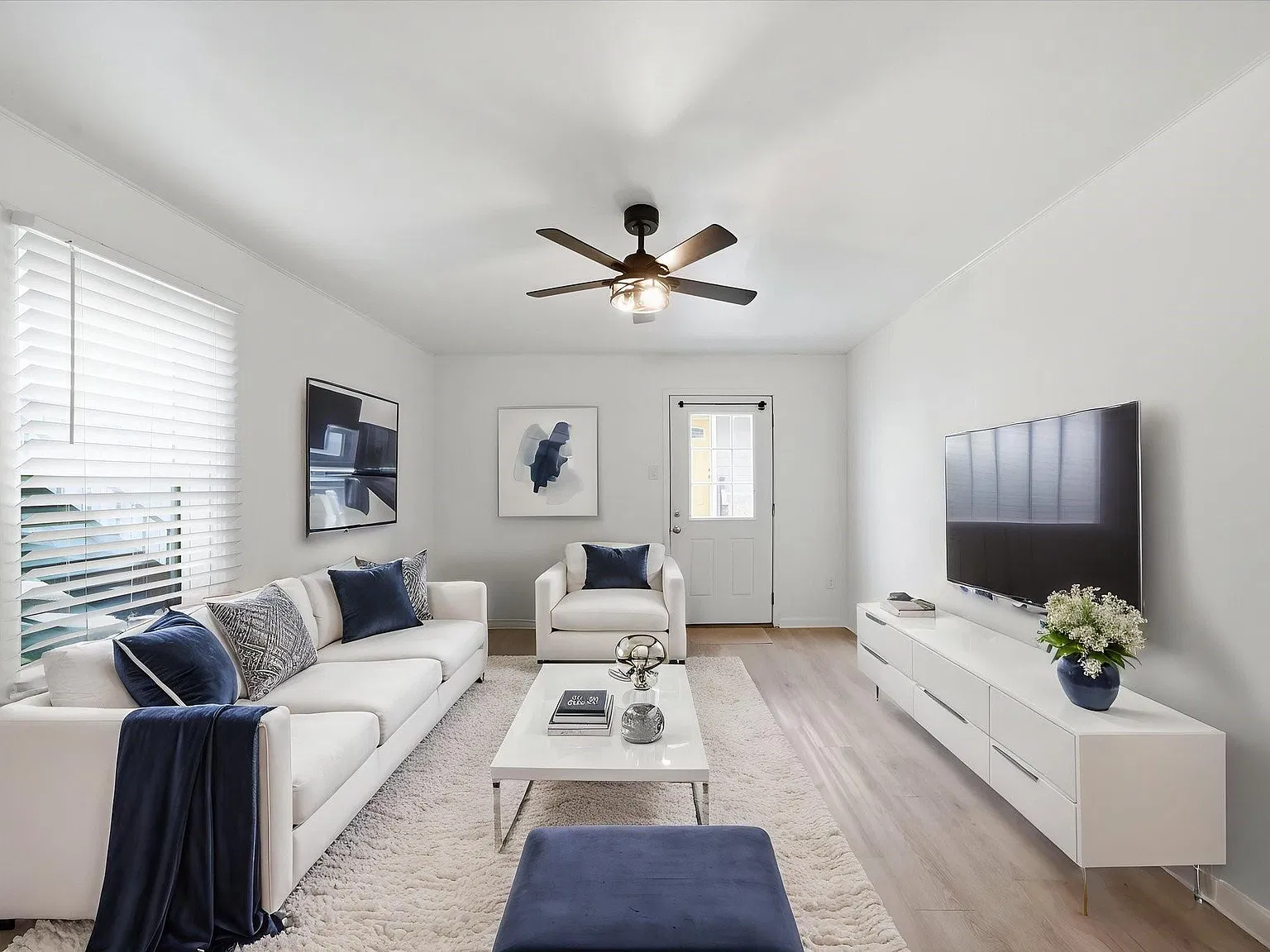 1 bed, 1.0 bath, 600 sqft, $1,450 — Photo 1