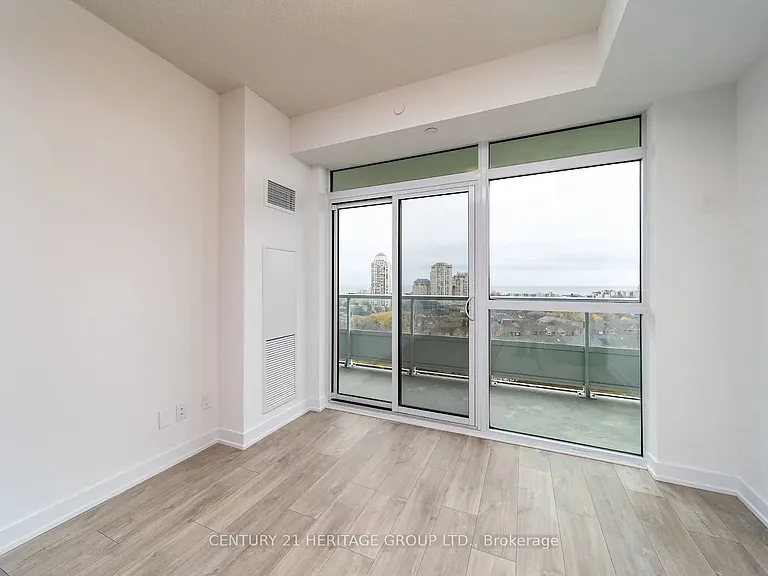 251 Manitoba St #1305 — Photo 8