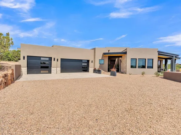 23 Windridge Cir, Santa Fe, NM 87506