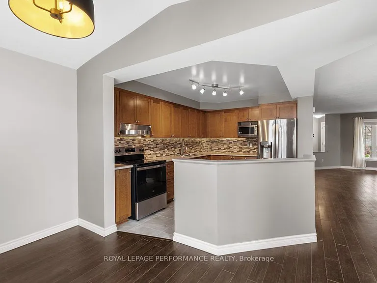 34 Moe Robillard St — Photo 14