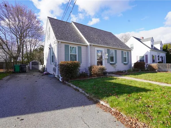 249 Tennyson Rd, Warwick, RI 02888