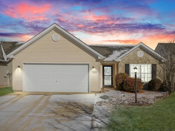 710 Bardeen Ln, Champaign, IL 61822